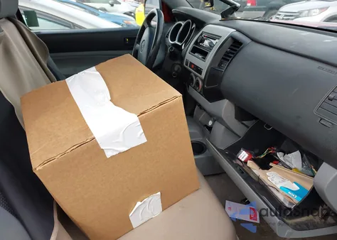 2006 Honda Civic Lx from USA, damaged, VIN 1HGFA16586L136532